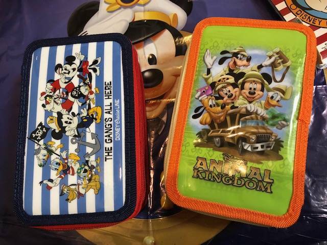 ディズニークルーズ お土産 限定グッズ 知っておくと得する裏技紹介 ショップとスイーツオンユー ママお医者さんの旅行大好き大冒険