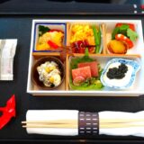 【JALビジネスクラス】搭乗記！座席の種類は？機内食は彩り華やか！SKYSUITE、スカイスイート！